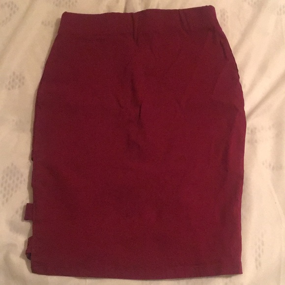 Skirt - Picture 3 of 3